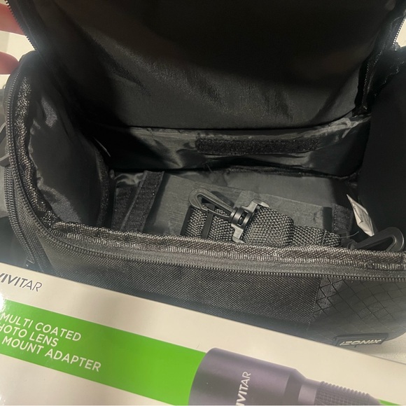 Canon EOS 2000D Black Camera with EF-S 18-55mm Lens - Picture 13 of 13